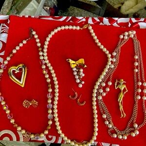 Curated Vintage to Mod Goldtone Jewelry Lot